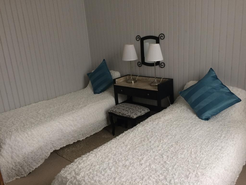 Le Petit Dragon Rouge Hotell Miers Eksteriør bilde